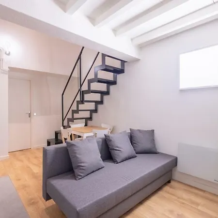 New! A Nice Flat In The Center! Apartment *